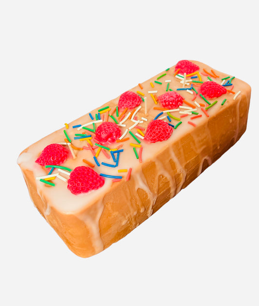 Strawberry 3 Wick Loaf Cake,With Sprinkles