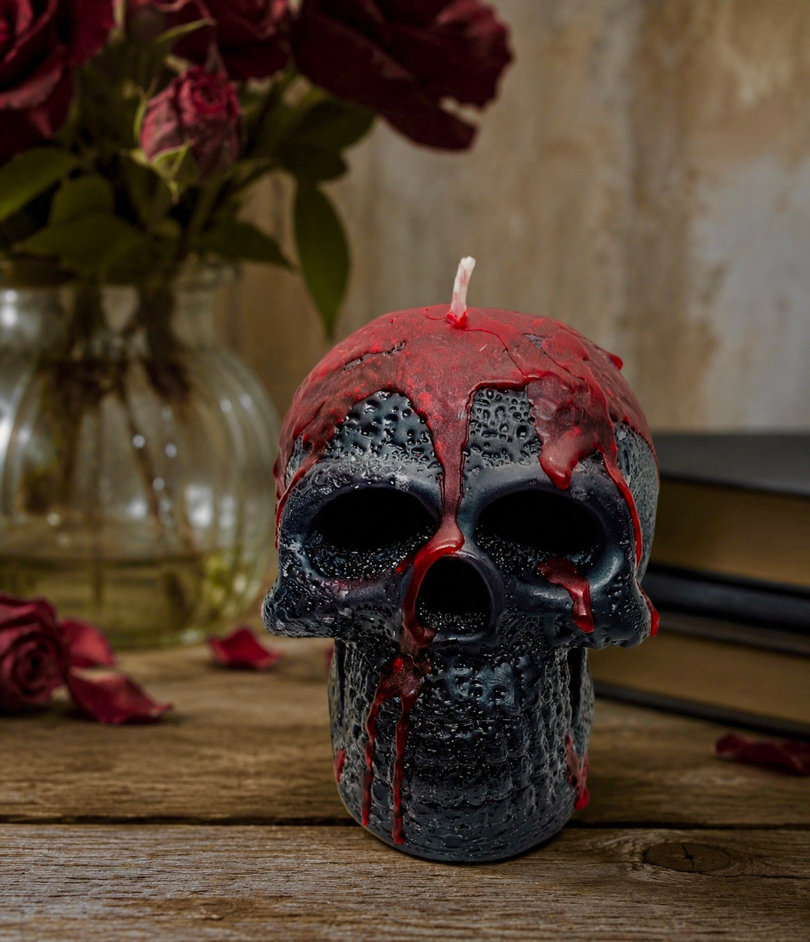 Chiseled Black & Red Skull Candle